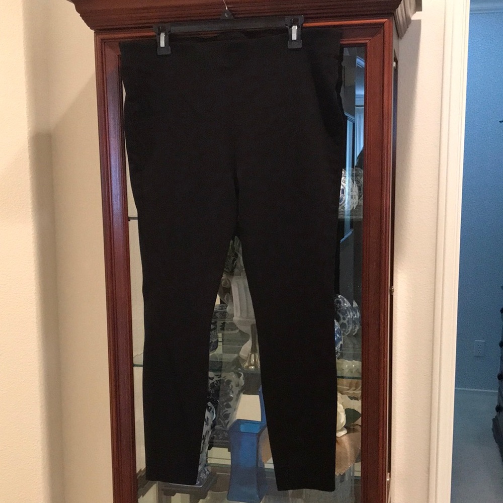 Black stretch pull on jeans by Lauren Conrad , like new XXL
